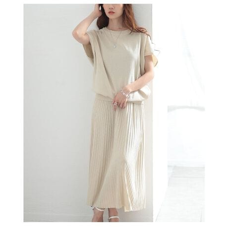 [^:ALJUN-982S]uvɖ킹ȂgbvXXJ[g2_jbgZbgAbvBjbggbvXƃjbgXJ[gZbgɂȂACeBVvȂ̂ŒPiłZbgłL܂킹܂BƐSn悢T}[jbgfނȂ̂ŒGߒpł܂BJWAɂY߂ɂȂ閜\ZbgłB