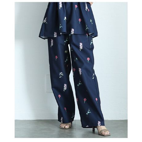 [^:ALMAM-29500]}`ȉԖ͗l@ׂɕ`ꂽu₩ȊÂYAChŃnTȈۂvXpcBZ~ChȂƂfUCŁANV[ȐSnȂAghɍEȂXg[gVGbgŃnTɁBobNEGXgSdlA܂ȂpłAEGXg̃tg̓tbgȃfUCACR[fYɒȂ܂Bn̂eNX`[ŃJWAɂȂ߂AiɑlۂoAIɂItɂވꖇBJWAY߂܂ŕL}b`ÃL~\[gbvXƍ킹΁AZbgAbṽX^Oy߂܂B