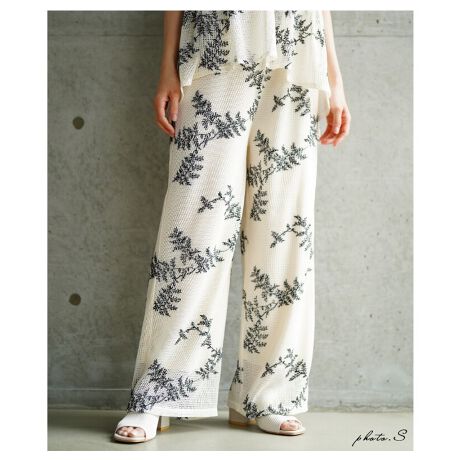 [^:ALMAM-29510]VbNɉ؂₮[thJi`ȃbVChpcB[tڂbVfނ̃ChpcłBy₩ȓƓтɗhVGbgX^COɔvXBEGXg̓SdlŃXgXt[ȒSnłBVvȃgbvXƍ킹邾ŃgĥR[fBl[g܂B