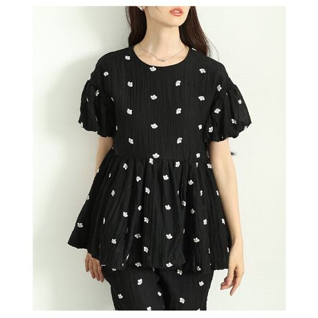 [^:ALMAM-1737]@ׂȉԕhJSʂɎ{ꂽAkñyvgbvXB\LȃV{̂kfނ́AƂGƌy₩ȒSnBEGXg؂ւӂLyvVGbgA炵؂₩Ƒ̌^Jo[̗ĂDGfUCB̘r肰ȂBĂ{[X[uA_炩ȋȐŊÂiYꖇBobNt@Xi[dlŒEyXBubNx[Xɉf鏬Ԃ̎hJAl̉炵vXAÂȂ肷Ȃ̂́Bfj⃏ChpcAXJ[gƂQŁAfC[g͂AItBXȂǂ̃V[ɂ݂܂Bfނ̃pcƍ킹΃ZbgAbvR[fy߂ꒅBghƒSn̗ǂ𗼗AY߂ȑlJWAɎdオgbvXłB