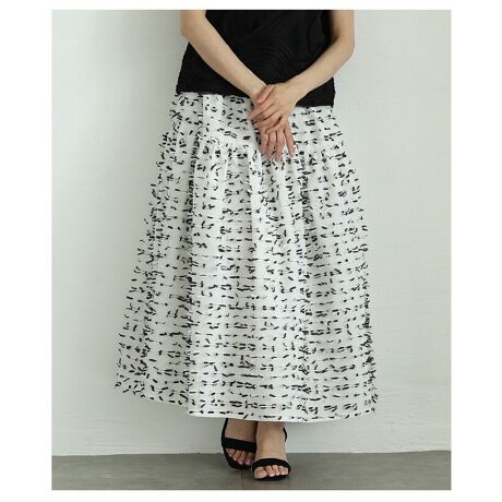 [^:ALMAM-197682]_ŃR[fBl[gƉ؂₮AtW̗̃fUC͂̃tAOXJ[gBSʂɎ{ꂽAzFtW̃fBe[ڂ䂫܂B؂ւӂƍLVGbǵA炵ĂACɂȂ郌bOCJo[BтɏiɗhfUCAy₩ŕ\LȈۂ^܂BEGXg̓obNSdlŁAXgXt[ȐSnAlXȑ̌^̕ɃtBbg܂BgbvXCX^CƃL}܂Bnt瓧CɂSĒpłAƂG̑fނŁAKȒSnBVvTVcuEXƍ킹邾ŁAxƃAbvBY߃jbgWPbgƍ킹΁AItBXV[ɂΉłi˔Ă܂B