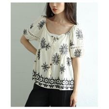 【ブラウス】 トップス シャツ プルオーバー 黒 ブラック オフホワイト 半袖 2way 刺繍 夏服