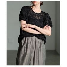【トップス】 ブラウス プルオーバー 花柄 レース コード刺繍 パフスリーブ ブラック ホワイト 夏
