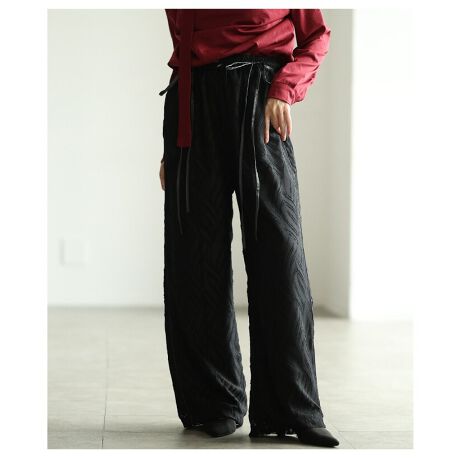 [^:ALFEM-0016]\ʕω̂WK[hngpVA[Chpc̓pcȂ̂ɂǂGKgȕ͋CY킹܂BEGXg琂郊{ƂȂꊴvXBy₩ȐSnœgʂȂoV[ł􂵂܂