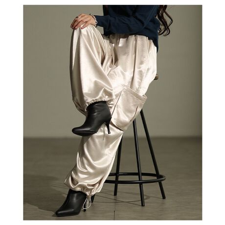 [^:ALFEM-0015]gh̃Tengpl̂߂̃J[SpcłBTChɂ͗̓Iȃ|Pbgďu[NpcvfUC𓥏PĂ̂ɁA򊴂̂Ten̂ŃLCڂőlۂۂɁB̃h[R[hŃo[^ɂό`1{2xD́I