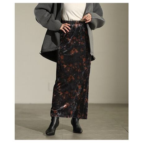 [^:ALMAM-52013]H~Ȃł͂̌򊴂y߂xAnɃjAX͗lvgꂽXJ[gBƂXg[g^Ȃr̃CEȂ▭VGbgŒ₷Qł̃gbvXɑgݍ킹邾ňCɃ[h܂܂