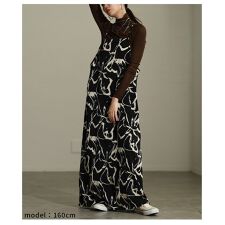 【ワンピース】 ブラック ホワイト キャミソール ロング丈 フレア レイヤード オールシーズン 通年