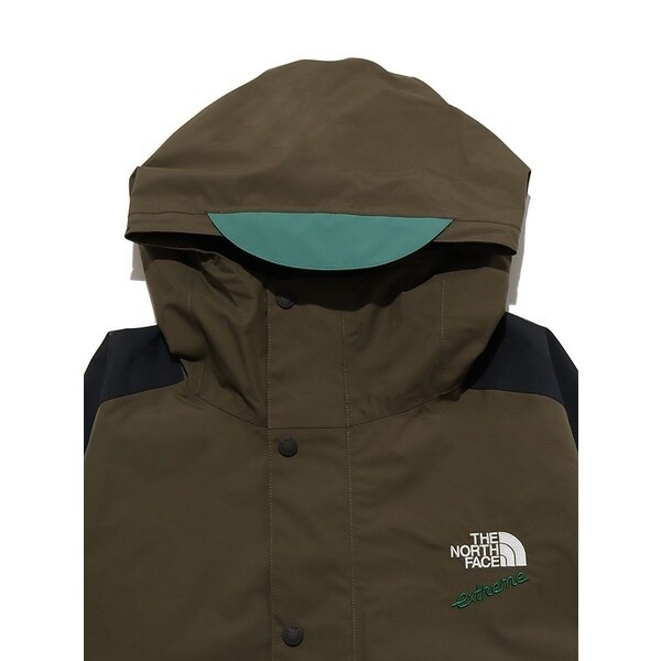 ﾄﾚｯｷﾝｸﾞ 92 EXTREME SNOW JACKET (ナインティーツーエクストリーム 