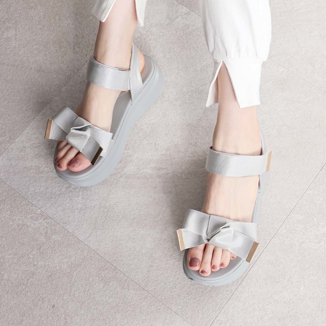 [}C]yxXgZ[zꃊ{_bhX|[cT_/BBAiVivianj O[