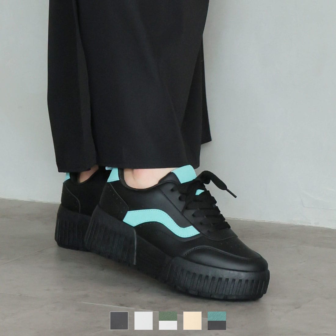 [}C]ّfރJ[Rr[XAbvXj[J[/BBAiVivianj ubNRr