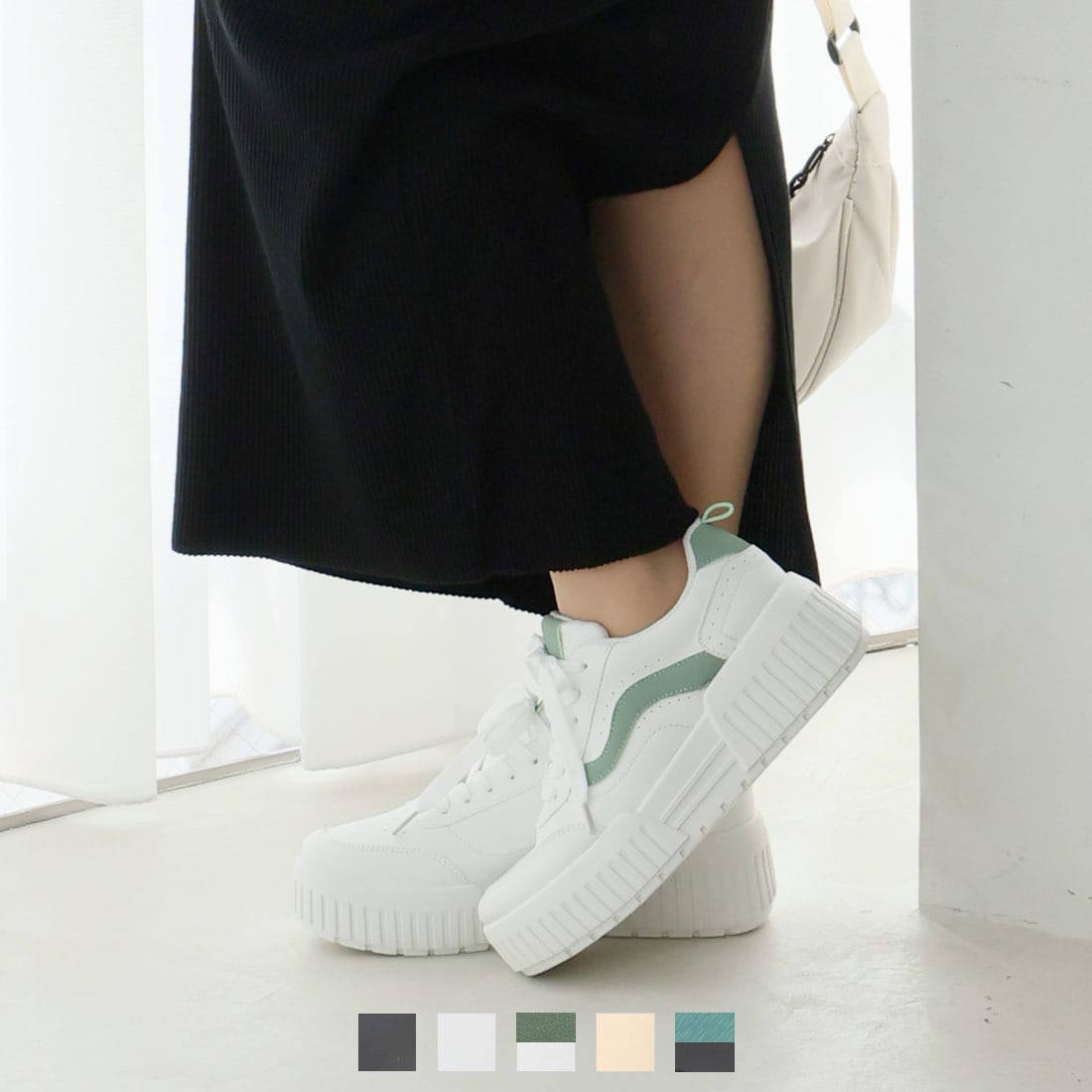 [}C]ّfރJ[Rr[XAbvXj[J[/BBAiVivianj O[
