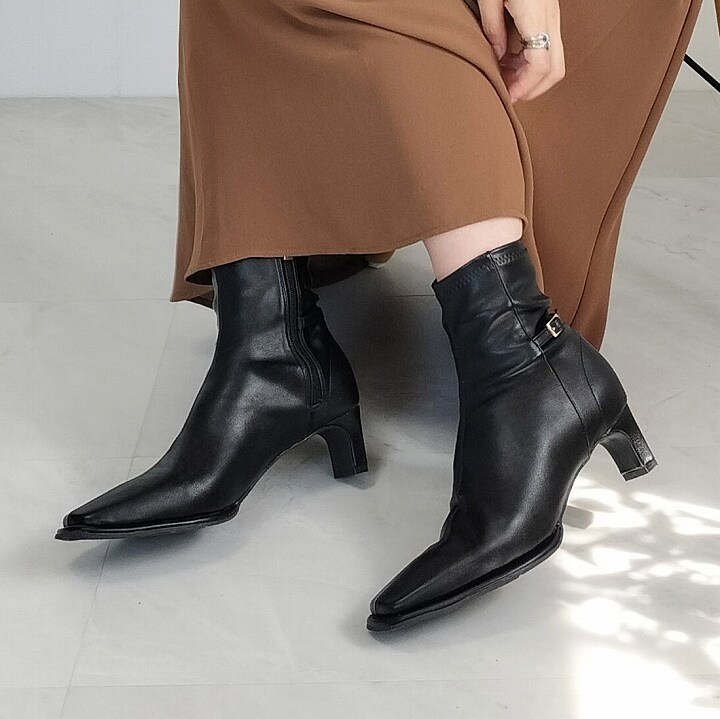 [}C]y25H~VzymichanR{zs[XtxgfUCXgb`V[gu[c/BBAiVivianj ubN