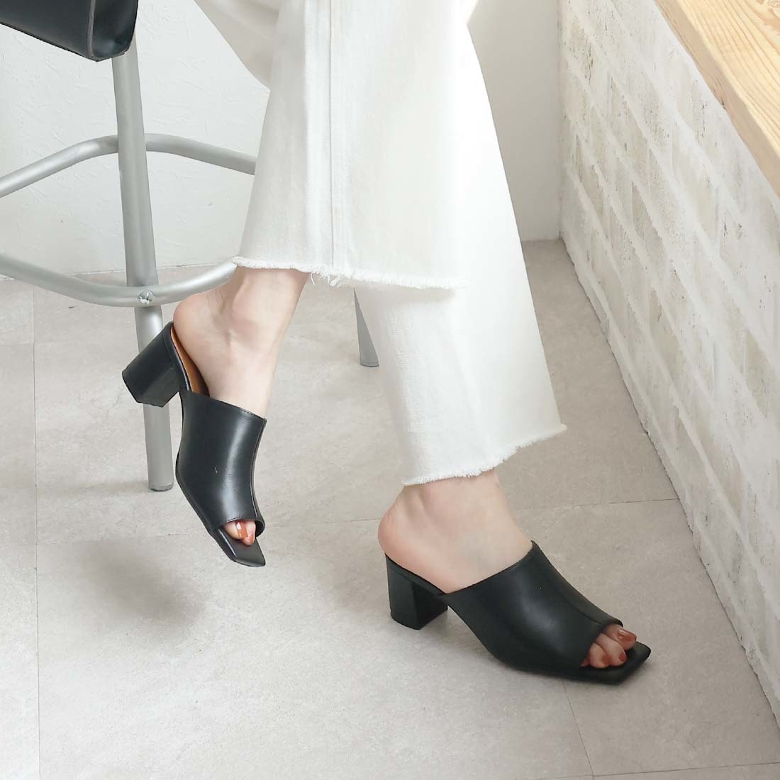 [�}���C]�y25�t�ĐV��J���[�ǉ��z�X�N�G�A�g�D�~���[���T���_��/���B���B�A���iVivian�j �u���b�N