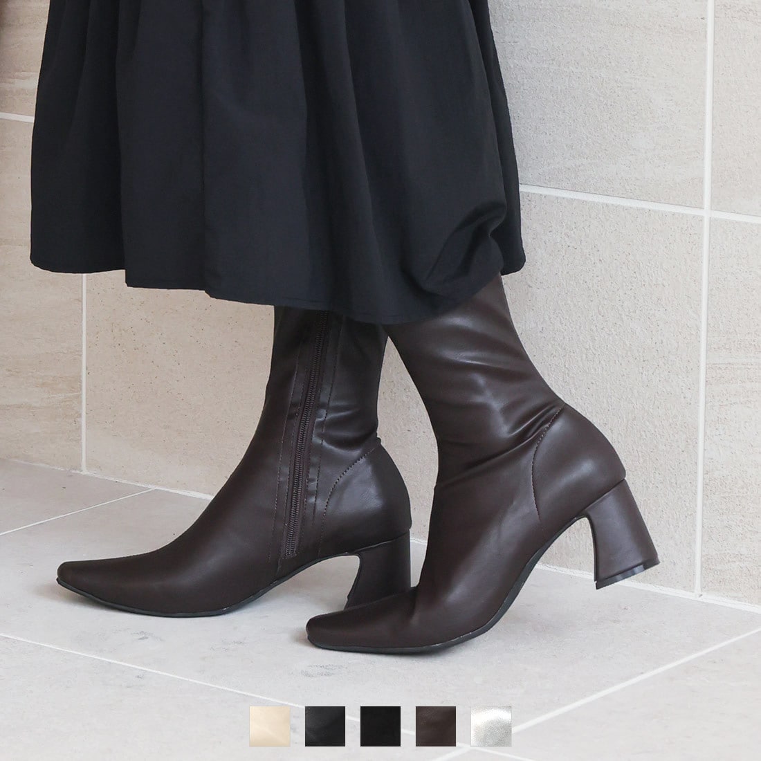 [}C]VFoꁖXNGAgD`L[q[Xgb`~hu[c/BBAiVivianj _[NuE