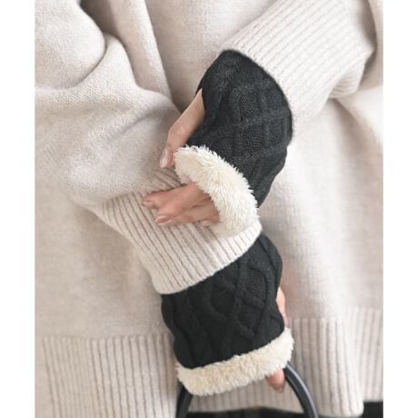 [^ԁF1070900102]قP[ujbg̃nhEH[}[gȕ͋CoP[u҂݂̃jbgO[uB茳ɂقƂDANZg܂Bt@[dlȂ̂ŕtSnё̒_炩ȃt@[͔G܂BtBK[XȂ̂ŃX}[gtH^b`pl̑O\BڂtSnƂĂgȃV[YłBnt@[LkȂ҂݉߂̋ŃfUCTCYقȂꍇ܂n߂Ƀt@[݂̔ꍇ܂̂ŗ\߂F􂢉ēׂ̏ꍇAYقȂ邽ߐFEfށETCYEfUCقȂꍇ܂̂ŗ\߂B