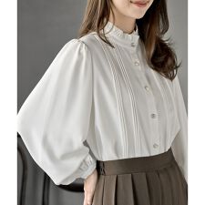 アール・ピー・エス(r.p.s)の多釦ハイネックブラウス