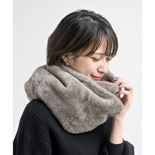 アール・ピー・エス(r.p.s)のフェイクファースヌード