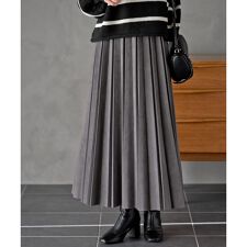 アール・ピー・エス(r.p.s)のランダムプリーツスウェードスカート