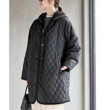 アール・ピー・エス(r.p.s)の裏ボアフード付きキルティングコート