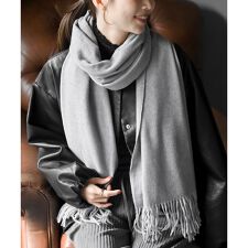 アール・ピー・エス(r.p.s)の無地大判ストール