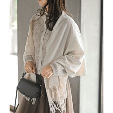 アール・ピー・エス(r.p.s)の無地大判ストール