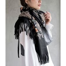 アール・ピー・エス(r.p.s)のカラフル刺繍起毛大判ストール