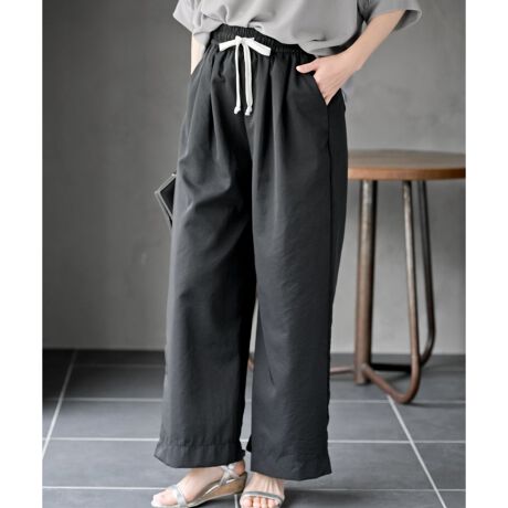 [^ԁF0170401240]2025/SS@NEWNV[łĕi̗ǂC[W[pcŌyiCCNȑfނ̃ChpcBtɒăNV[ȗSn͂1łBחǂChVGbgő̌^Jo[ȂiȑɁBEGXg͑SŒEX[Yɂł܂B{gbvXC̃ANZgɁBnȂLkȂEGXgSiЂjTCh|Pbg肵튴̂fނłF􂢉