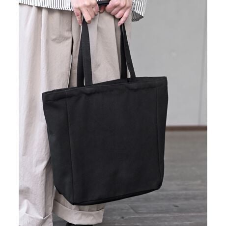 [^ԁF1020300340]2025/SS@NEWjZbNXŎgVvg[gobOvȃRbgLoX̃g[gobOBVvłՂ[ł邩烆jZbNXłg܂B͋В^̕zn̗ntBRƍiΒgB܂BƃTChɃ}`Ă̂łٓ␅Ăē܂Bʋ΁AʊwA}U[YobOȂǁAlXȃV[łpACeBnLkȂВ^|PbgȂF̉\܂(n̂m⏬ޓꏏɂp܂ƐFڂ肷ꍇ܂̂łӂ)FhCN[jO