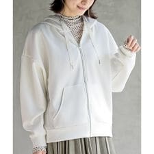 アール・ピー・エス(r.p.s)のダンボールドルマンジップパーカー