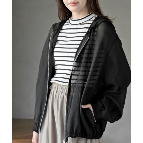 [^ԁF0240700168]2025/AW@NEWӂyVA[u]uEXoŋCyɉHDӂyGXeK[[̃u]B炵oĂ{̃VA[fނ͂łBJWAɂꂢ߂ɂt[hfUCBSōiĊۂ݂̂VGbg܂Bu؂ւ̑ŒE₷グX[YɁBnȂLkȂOJt@Xi[|Pbg萞SdlF􂢉