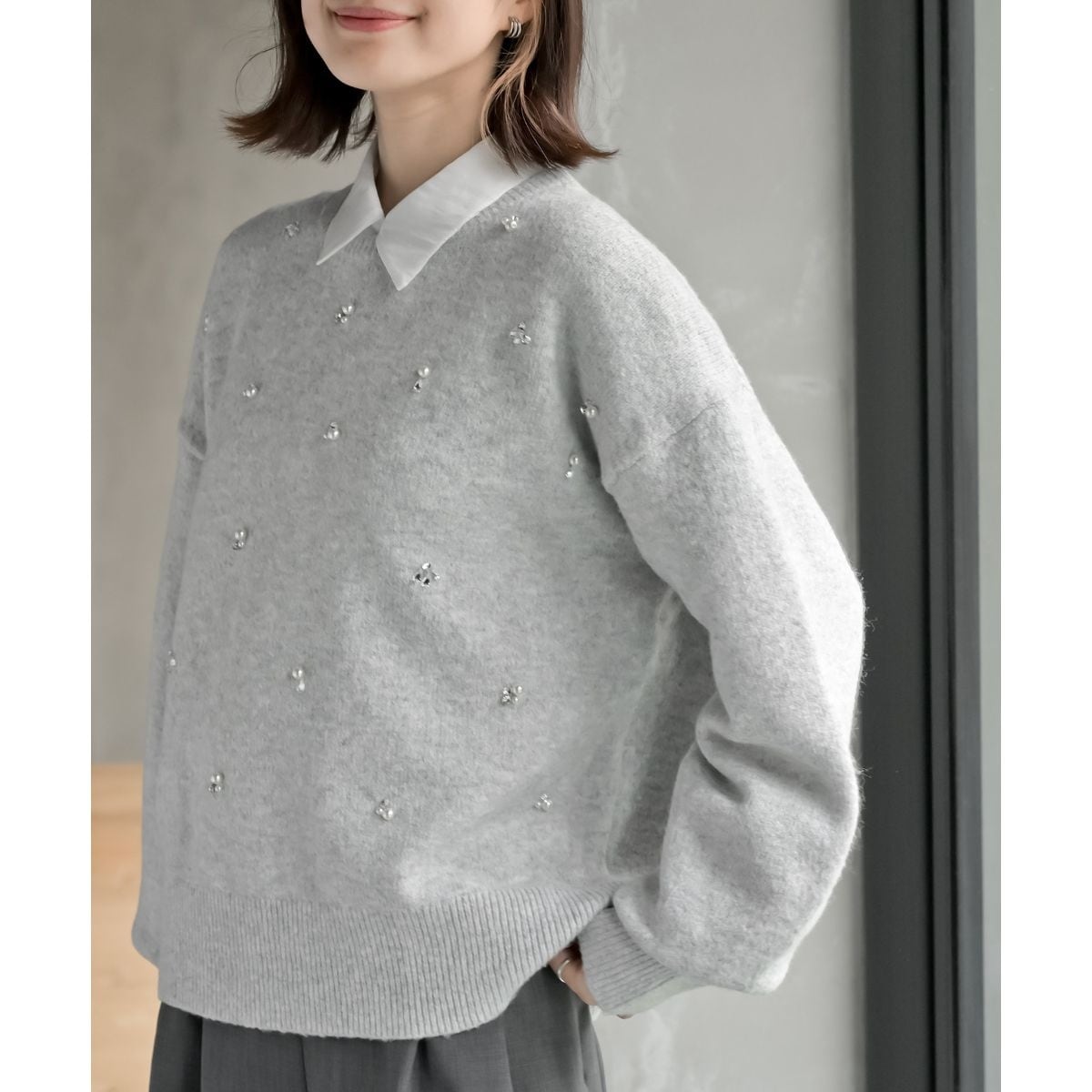 ビジュー付きニットプルオーバー クリアビジュー付きニットプルオーバー