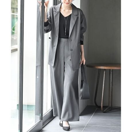 [^ԁF0700900383]2025/AW@NEWl̐R[fZbgAbvYCNȃWPbgƃChpc̃ZbgAbvX[cBƂtHȂꌩĂACełBŌy₩ȑfނNV[ȒSnɁBnȂ̂ŃOV[Yy݂܂BʁXł܂킹VvȃfUĆBJWAItBXV[܂ŕLp܂BnȂLkȂ(WPbgjOJ{^ߐ|Pbg(pc)EGXgSdlTCh|PbgF􂢉