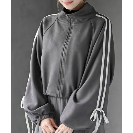 [^ԁF0520901122]2025/AW@NEWƊÂ߂̃{gbNWPbgX|[eB[ɃK[[~bNX{tgbNWPbgBӂƂ茳炵o܂Bق̂tFCNXEF[hB_炩ŃXgb`̌|`fނȂ̂œ₷bNXĂp܂BoX̂Ƃ₷V[gB̃hXgR[hi΃VGbg̕ωy߂܂B݌̓t@Xi[΃X^hlbNɂBl̃JWAX^Cɂق̂ÂĂAE^[łBnȂLk㔖OJt@Xi[SdlSЂ|PbgȂ{OsFhCN[jO