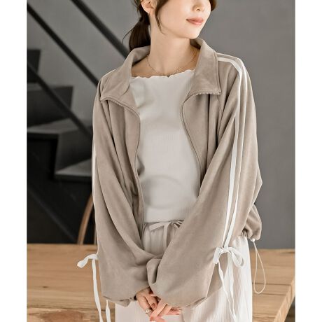 [^ԁF0520901122]2025/AW@NEWƊÂ߂̃{gbNWPbgX|[eB[ɃK[[~bNX{tgbNWPbgBӂƂ茳炵o܂Bق̂tFCNXEF[hB_炩ŃXgb`̌|`fނȂ̂œ₷bNXĂp܂BoX̂Ƃ₷V[gB̃hXgR[hi΃VGbg̕ωy߂܂B݌̓t@Xi[΃X^hlbNɂBl̃JWAX^Cɂق̂ÂĂAE^[łBnȂLk㔖OJt@Xi[SdlSЂ|PbgȂ{OsFhCN[jO