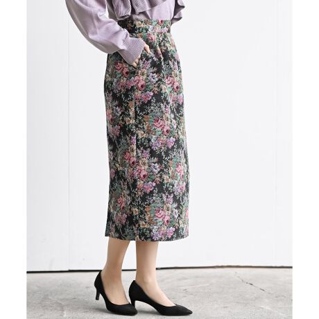 [^ԁF0021005107]2025/AW@NEWR[fɑ݊^RuD̃^CgXJ[gBe[Wȕ͂̃RuDXJ[gBubN͔LAuE͌F̑VѐSPłB炵Ȃ^CgȃVGbgőlB͋CoĂ܂BVvȃgbvX킹ĂX^COf{gXBnLkȂEGXgt@Xi[EGXgSdlTCh|PbgDLY₾ܓ݂ꍇ܂n̎ŃfUCɌ̍܂F􂢉