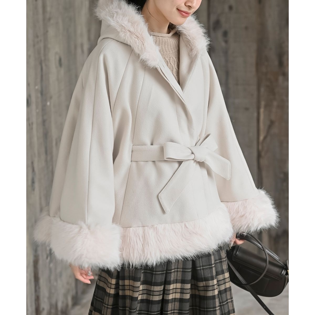 ポンチョ・ケープ (白色・ホワイト系) の一覧 | マルイウェブチャネル