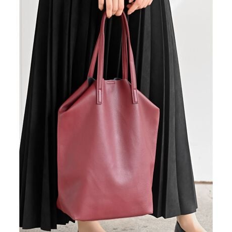 [^ԁF0091002114]2025/AW@NEWy2WAYzՂ_炩ȃtFCNU[̃obOƂĂ_炩ł₷tFCNU[obOBc̃tHA4̃t@Ccɂۂ܂܂B}`LĂ̂Ŏ[͂BTChɃV_[Ă̂Ŏ΂߂łƂł܂BVvȃfUCǂȃR[fɂȂł閜\obOBnȂLkȂ}Olbg{^|PbgV_[Osiߕsj