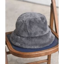 アール・ピー・エス(r.p.s)のフェイクファーバケットハット