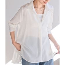 アール・ピー・エス(r.p.s)のBACKプリーツスキッパーブラウス