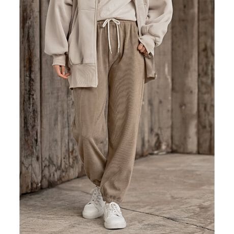 [^ԁF0171001439]2025/AW@NEW[h̃R[fCWK[pcNъ̂R[fCV[Y[h߂ĂWK[pcBقǂ悢ƂƃXgb`̂fނŃbNXĂpACełB̓SōiđɔvXBEGXg͂ЂŃgbvXC̃ANZgɂȂ܂BH~̃JWAX^CɃ}XgȂPBnȂLk㔖EGXgSiЂjTCh|PbgDLY₾ܓ݂ꍇ܂F􂢉