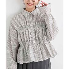 フリルブラウス