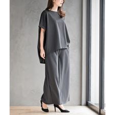 変形袖ドルマンプルオーバー+ワイドパンツセットアップ