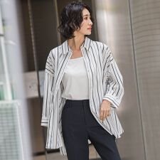【大きいサイズ】オーバーサイズストライプシャツ≪洗濯機で洗える≫