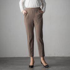 ラエフ(la.f...)の【大きいサイズ】【biyori/極】”着心地も美しさも”パーフェクトムーブパンツ≪洗濯機で洗える≫