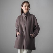 【大きいサイズ】”軽さと贅沢なぬくもり”スタンドカラーリバーコート