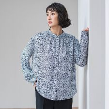 【大きいサイズ】くずしドットブラウス