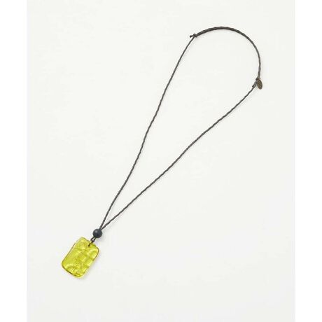 [^ԁFNK2GA24100]\ʂɒ̉H{ɁÂ悤ɔdグ𕕓Ďdグ򊴂̂y_ggbṽlbNXłBt@bṼ|CgɂȂLCȐF|CgBNAȃJ[Ă炵ɎdグĂ܂BR̒͒߉\łANZT[p[cEiȂǂ̋ɉ܂܂Ăꍇ܂BȂqlɓꂽĈݍ񂾂肵Ȃ悤ɁAgpۊǂ̍ۂ͌dɂӂBREƖ̊֌WAp\REX}[gtHȂǂ̊ɂAۂƐFČꍇ܂B\߂Bi̐F́Aڍ׉摜QƂB