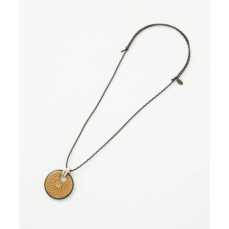 [^ԁFNK2GA23100]V̖؂̈̃^҂ݏグp[cŃR[eBOčグy_ggbv|Cg̃lbNXłB݂̗ǂFƒxTCYŁAlXȃR[fBl[gɃ}b`܂BR̒͒߉\łANZT[p[cEiȂǂ̋ɉ܂܂Ăꍇ܂BȂqlɓꂽĈݍ񂾂肵Ȃ悤ɁAgpۊǂ̍ۂ͌dɂӂBREƖ̊֌WAp\REX}[gtHȂǂ̊ɂAۂƐFČꍇ܂B\߂Bi̐F́Aڍ׉摜QƂB