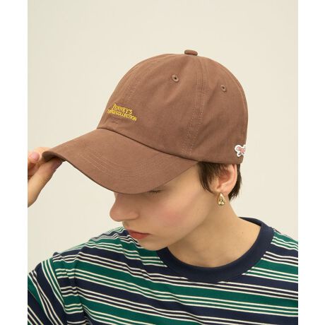 [^ԁF0H000946200]AJ˂̃JWAuhwPENNEY'Si؃j[YjxƂ̃R{[VACetg̃S|Cg̎hJLbvBTChɎ{ĂwPENNEY'Si؃j[Yjx̃ACRI݂łsNFOXbýAAMERICAN HOLICłɓȂʒJ[łBco̒ۂ݂ɂAʂ҂łfUCɎdグ܂B܂AcCfނgpĂ邽߃I[V[Ygpł̂|CgB̃AWX^[ŃTCY߂\Ȃ̂ŁAD݂̃tBbgły݂܂BfC[Ɏ₷4FWJŁAǂȃeCXgɂ}b`ACełBfp摜́A̓ŐFČꍇ܂Bg̃j^[ɂďi̐FČꍇ܂B