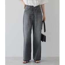 アメリカンホリック(AMERICAN HOLIC)のリメイクデザインデニム